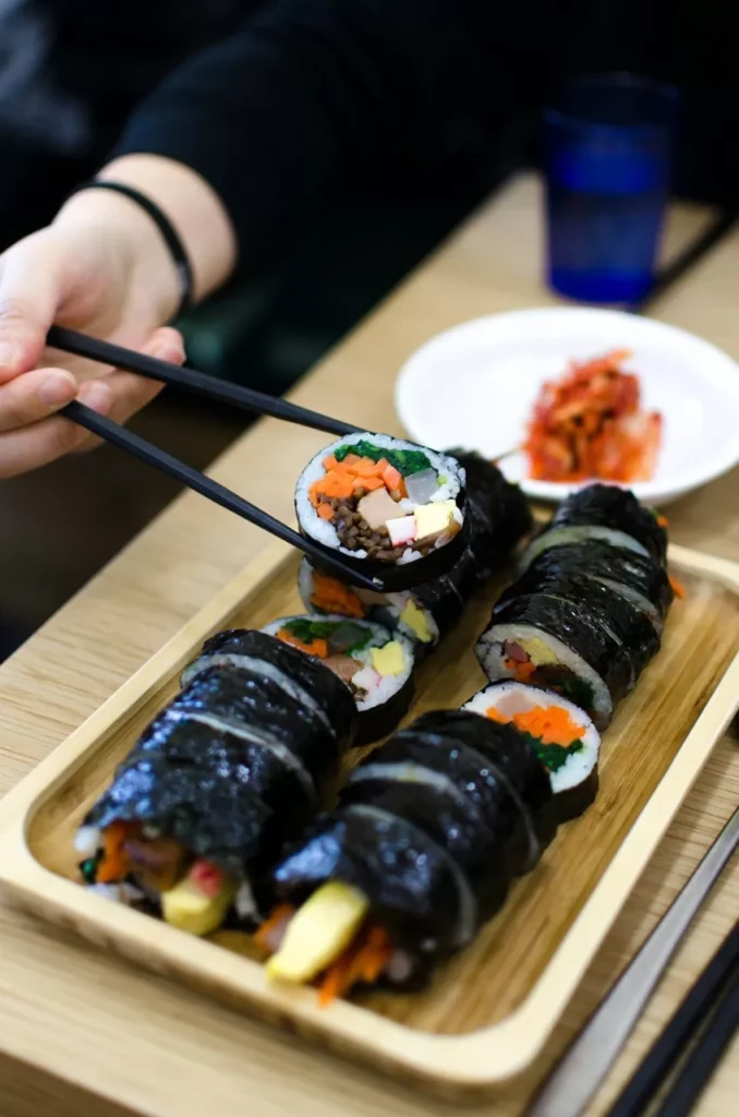 하루 종일 피곤한 사람들의 공통점_탄수화물 위주의 점심 식사