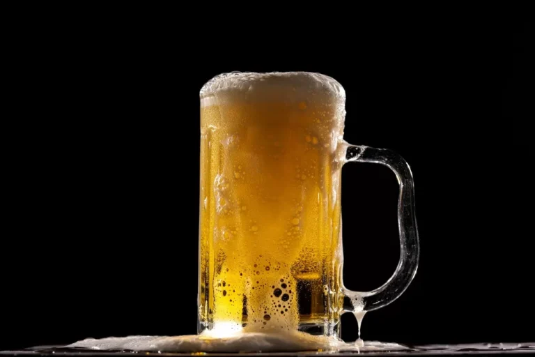 맥주와 치매 위험, 하루 1캔도 뇌 건강에 해롭습니다